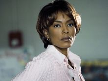 Angela Bassett