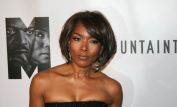 Angela Bassett