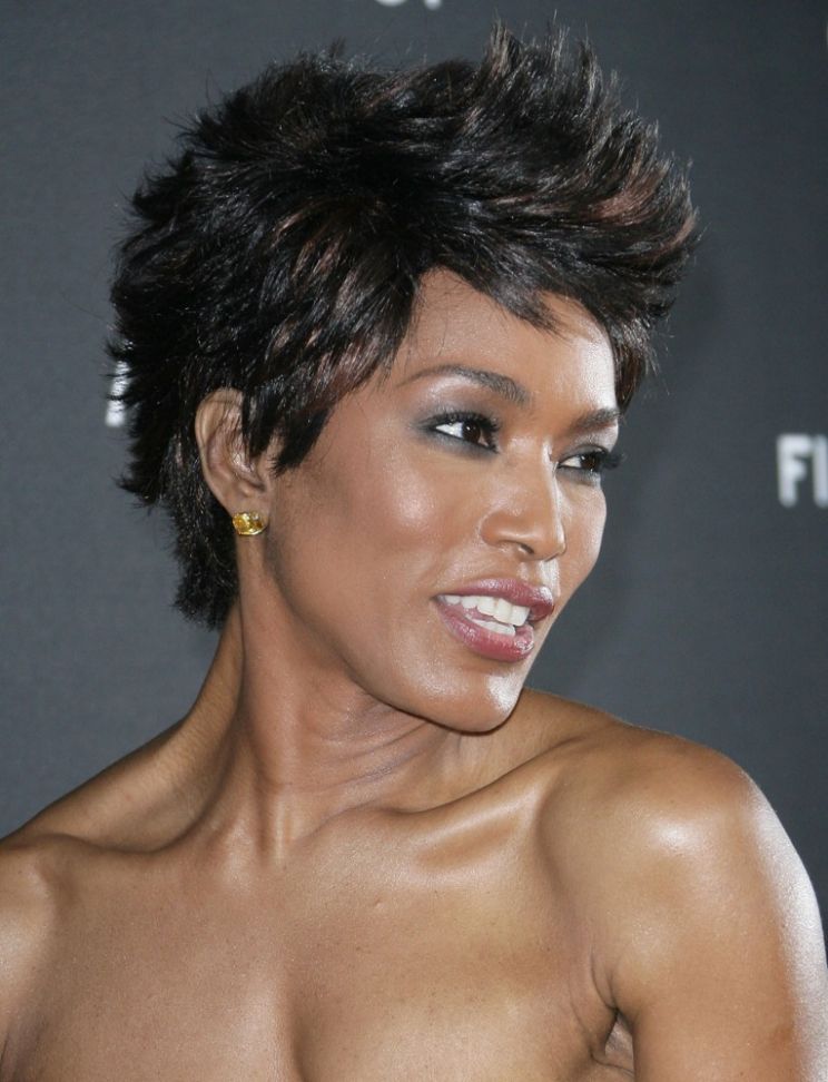 Angela Bassett