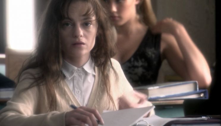 Angela Bettis