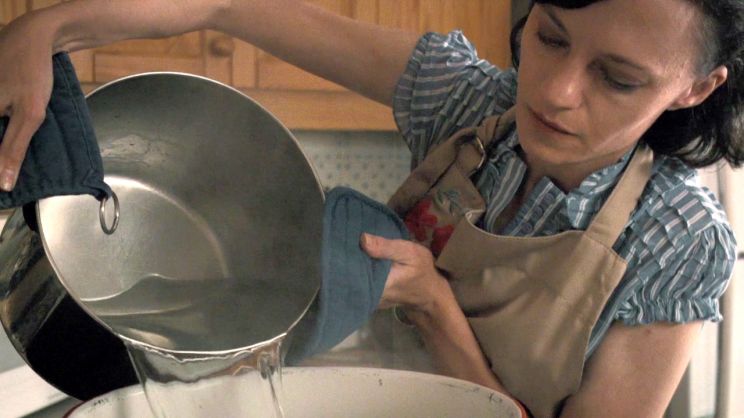 Angela Bettis