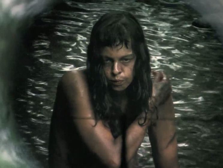 Angela Bettis