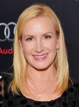 Angela Kinsey