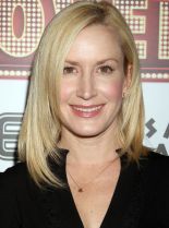 Angela Kinsey