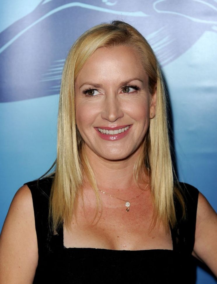 Angela Kinsey