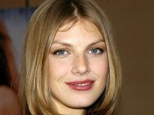 Angela Lindvall