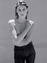 Angela Lindvall