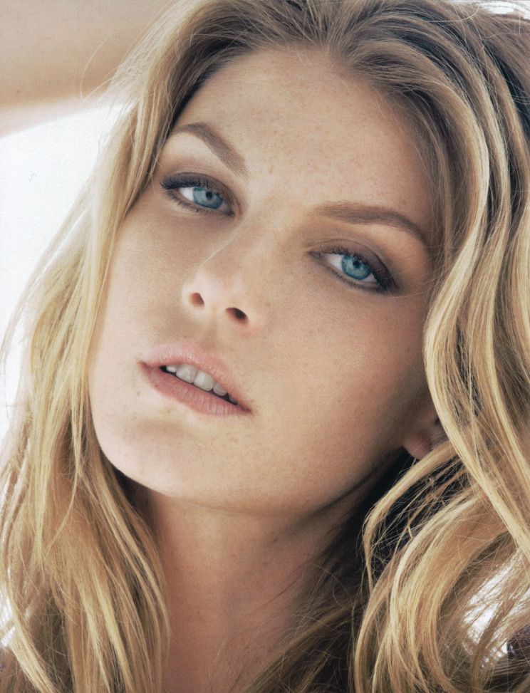 Angela Lindvall