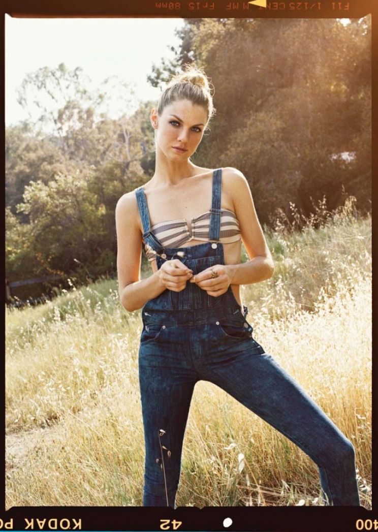 Angela Lindvall