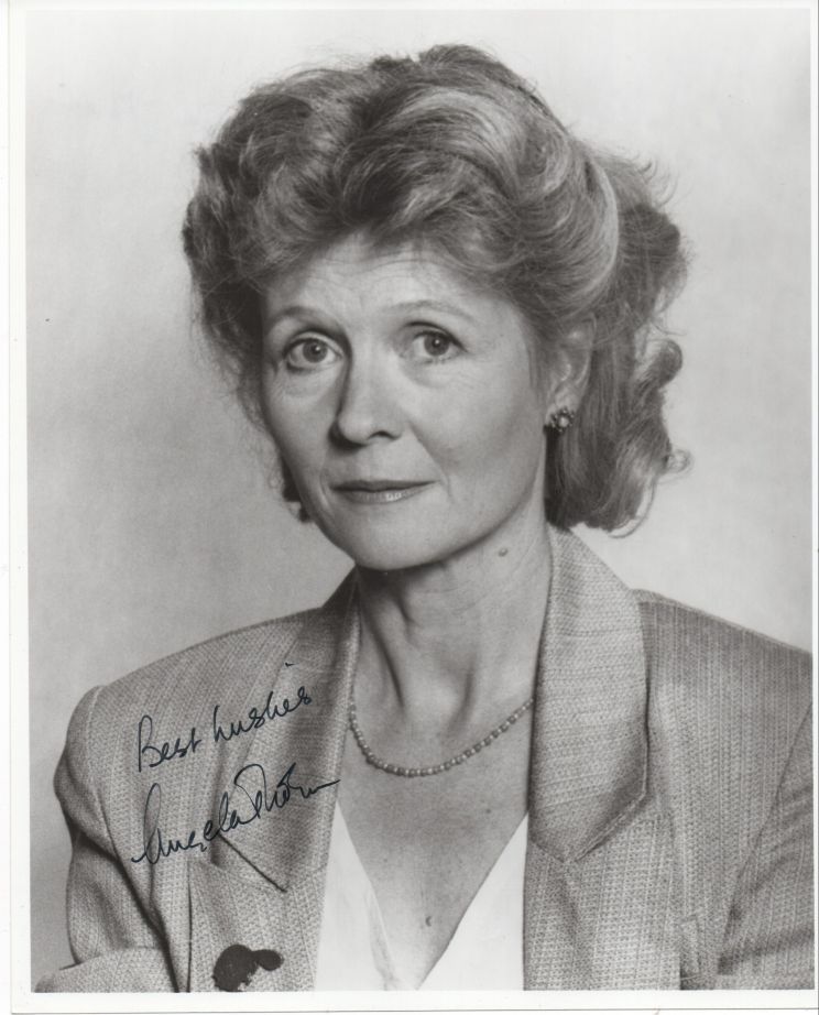 Angela Thorne