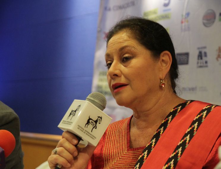 Angélica Aragón