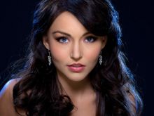 Angelique Boyer