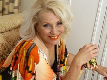 Angie Bowie
