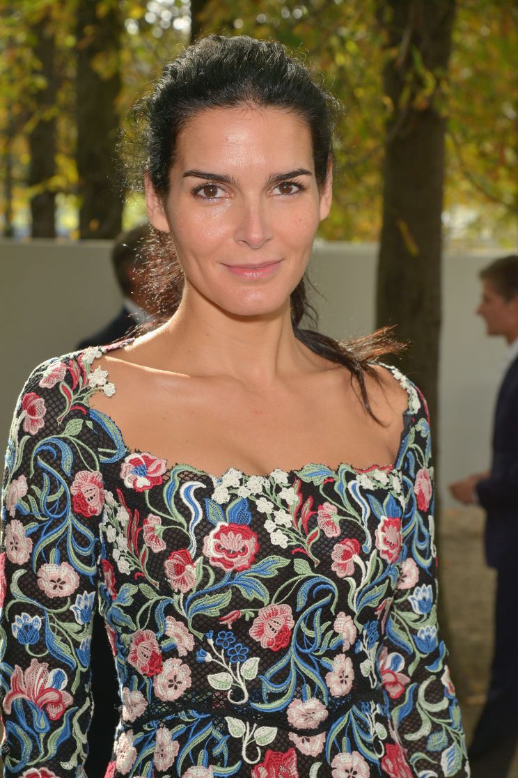 Angie Harmon