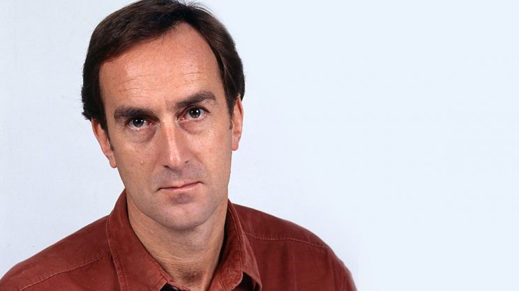 Angus Deayton