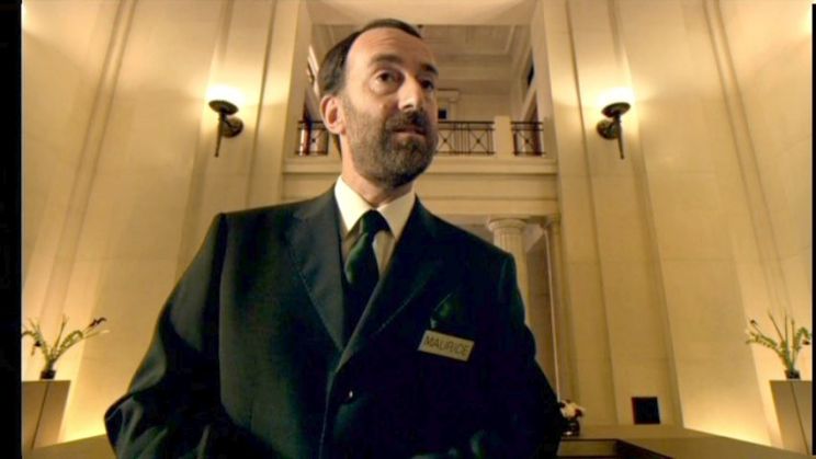 Angus Deayton