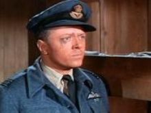 Angus Lennie