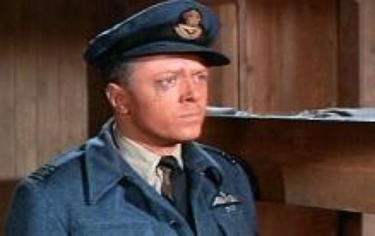 Angus Lennie