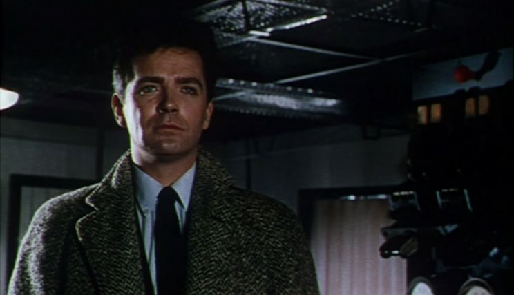 Angus Lennie