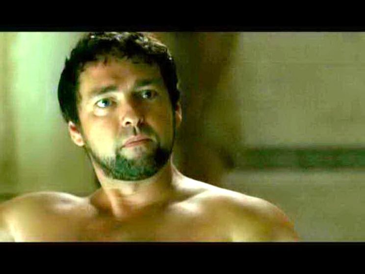 Angus Macfadyen