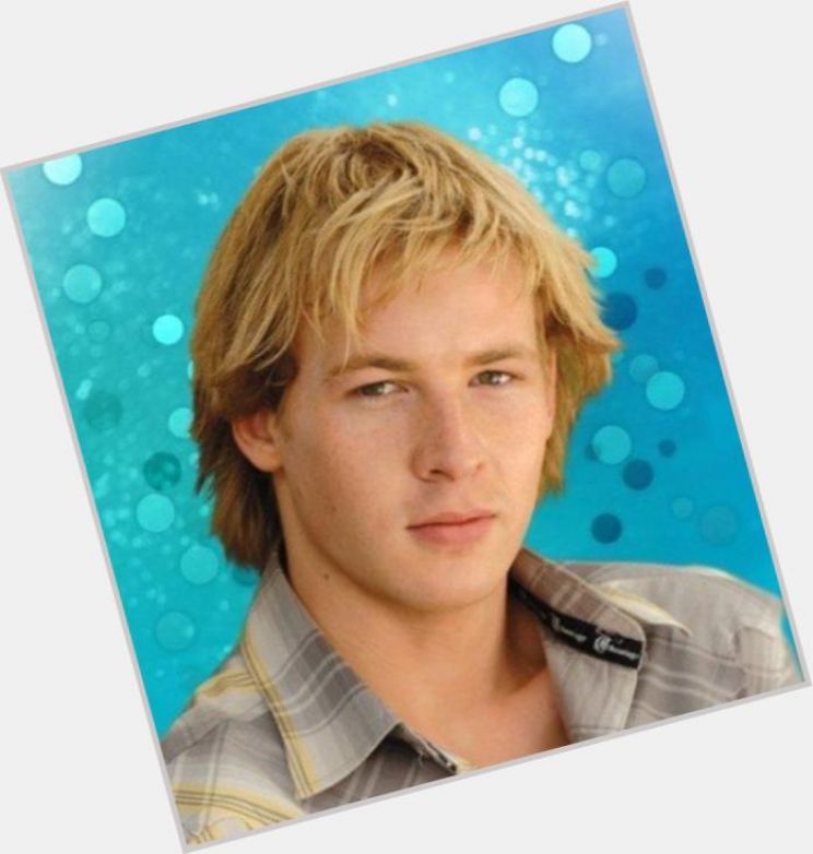 Angus McLaren