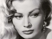 Anita Ekberg