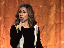 Anjelah Johnson-Reyes photo