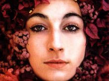 Anjelica Huston