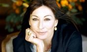 Anjelica Huston