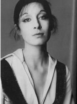 Anjelica Huston