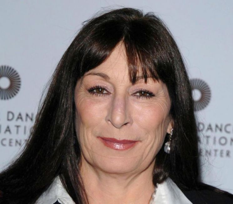 Anjelica Huston