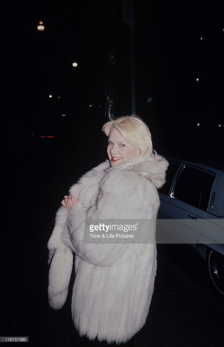 Ann Jillian