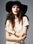 Anna Brewster