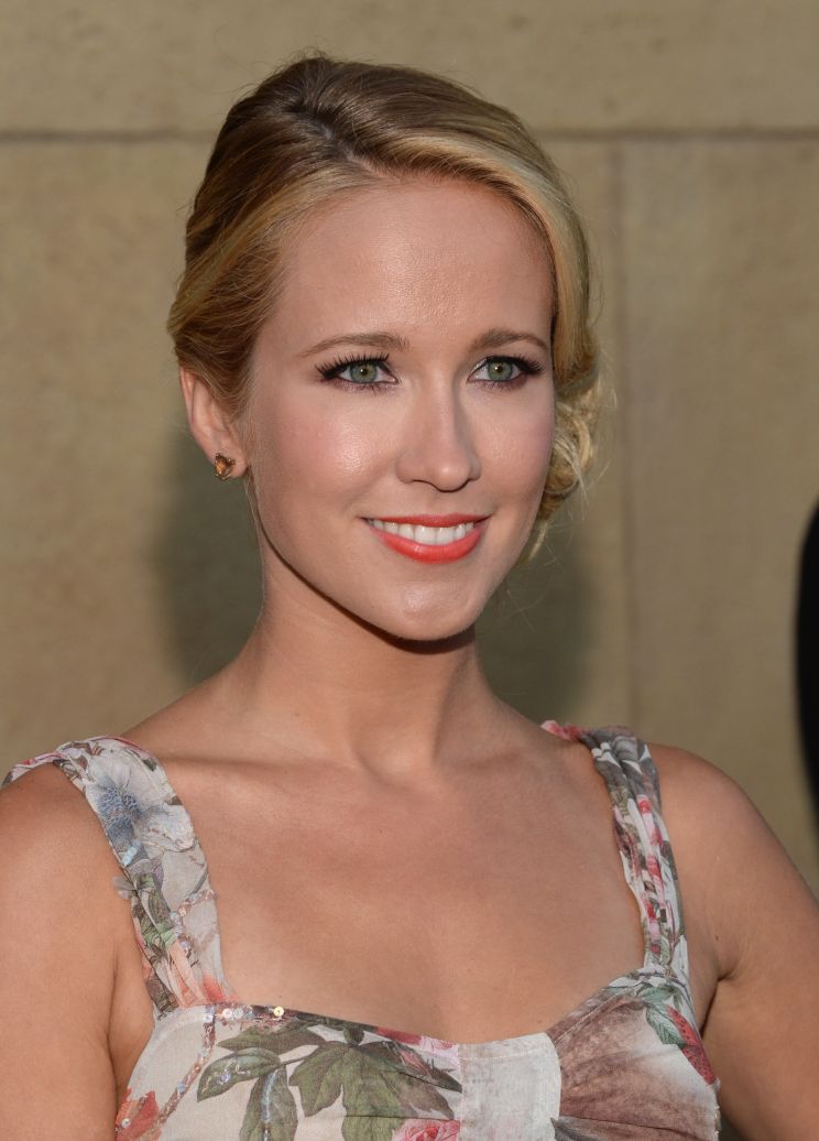 Anna Camp