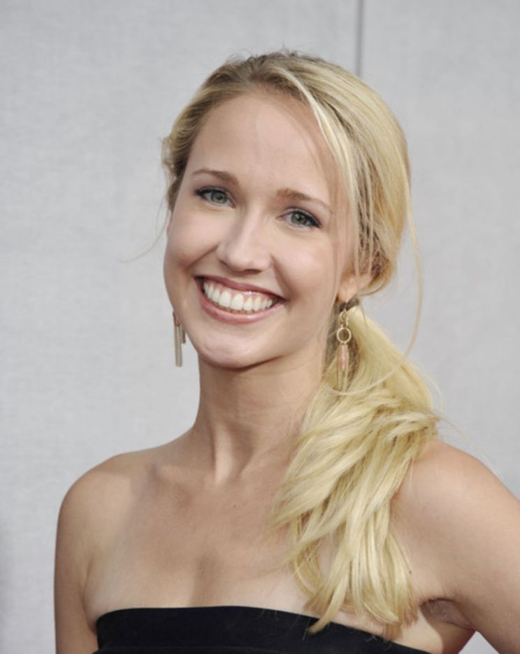 Anna Camp