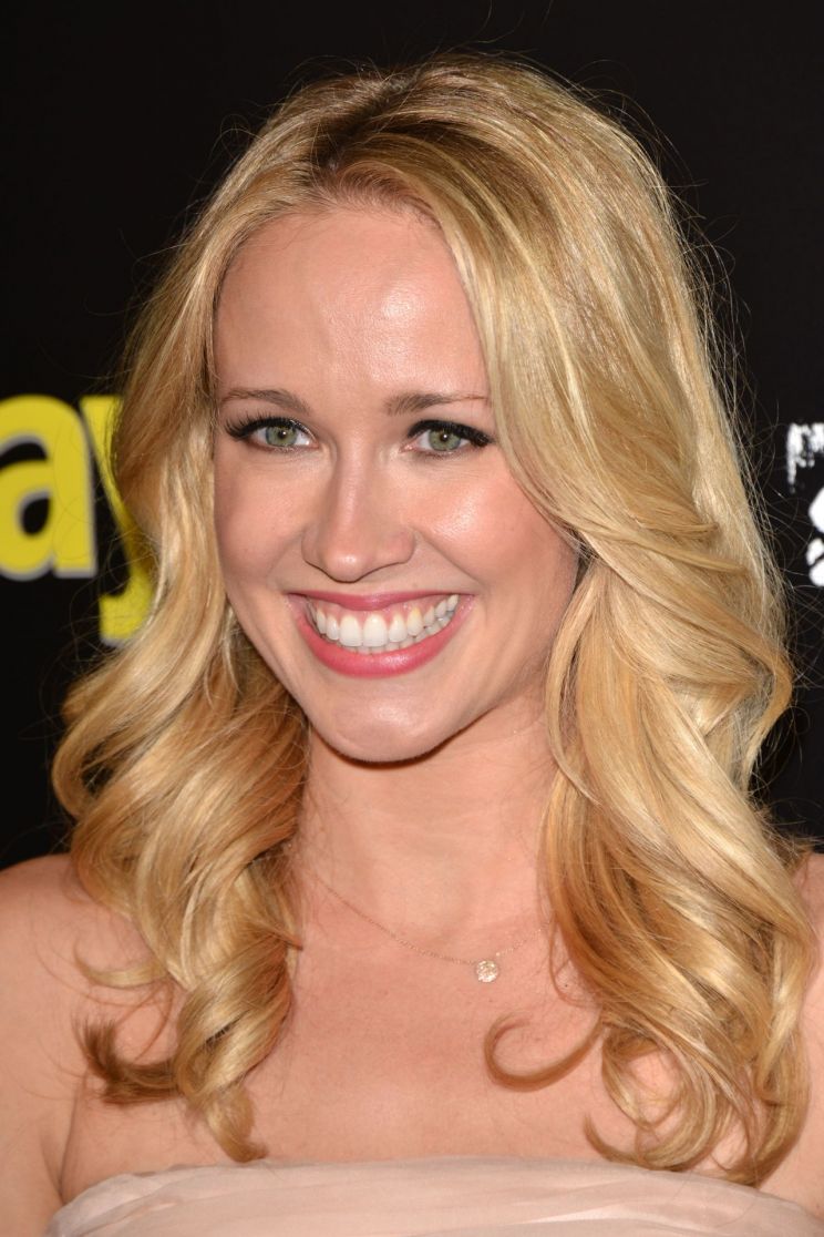 Anna Camp