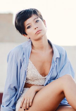 Anna Castillo