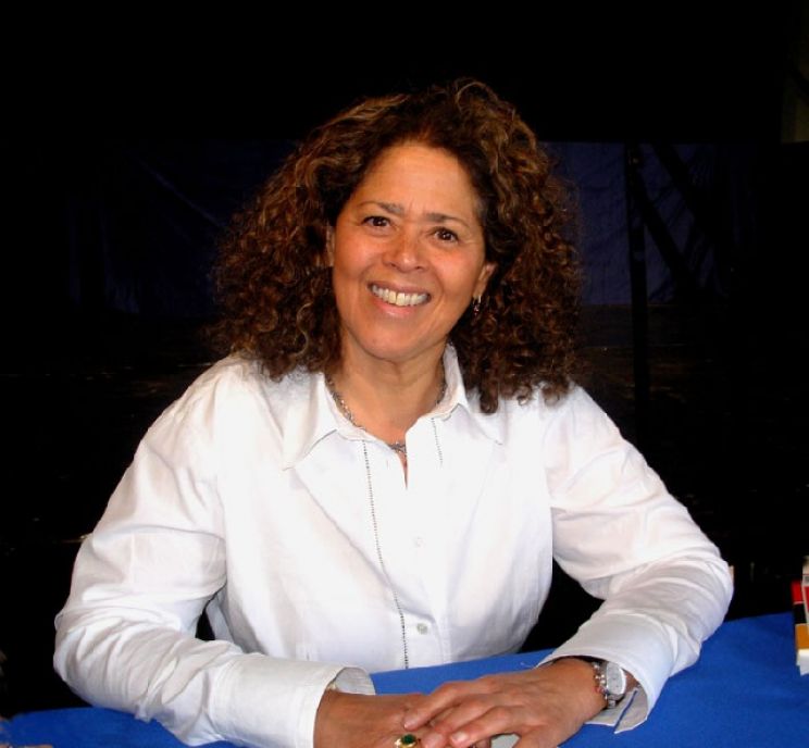 Anna Deavere Smith