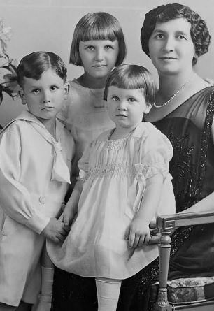 Anna Dodge