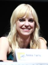 Anna Faris photo