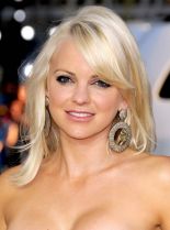 Anna Faris photo