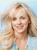 Anna Faris photo