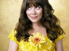 Anna Friel photo