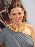 Anna Friel