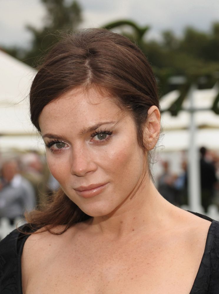 Anna Friel