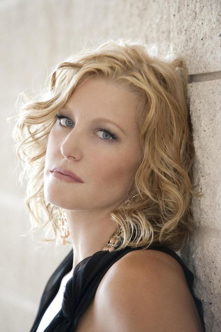 Anna Gunn