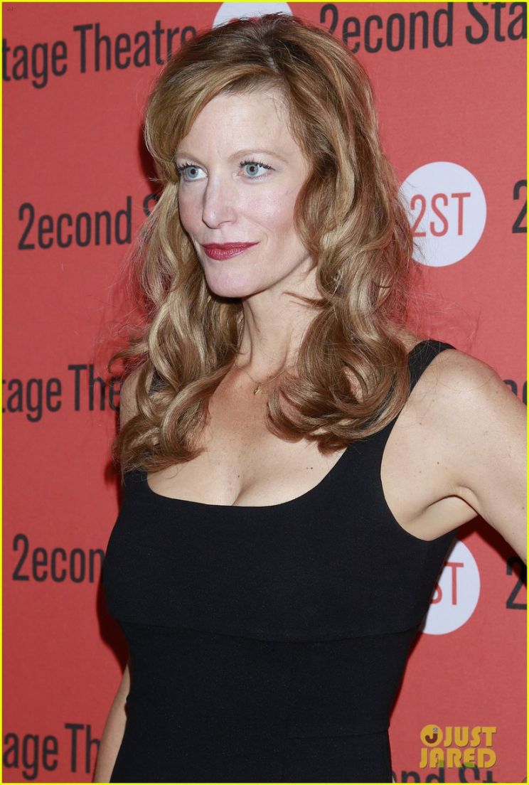 Anna Gunn