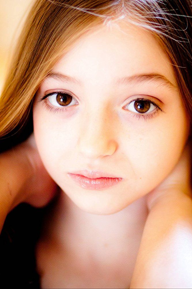 Pictures of Anna Harr