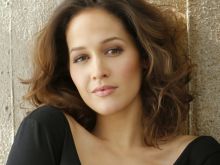 Anna Konkle