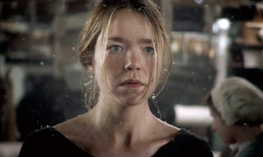 Pictures of Anna Maxwell Martin